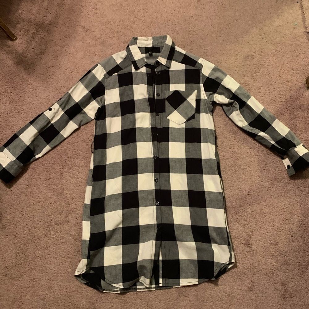 NWOT Checkered dress size 2